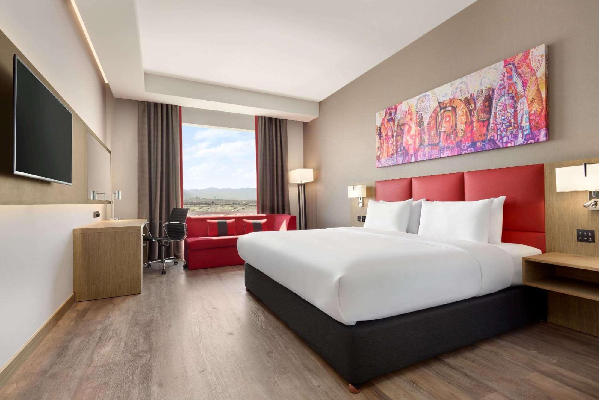 Deluxe King Room,1532183380:JPEG