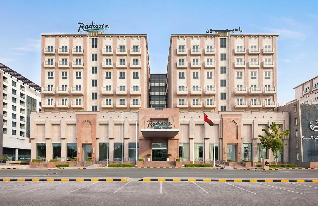 Radisson Hotel Muscat Panorama-1