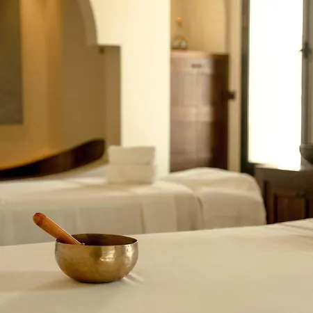 Al Bustan Palace, A Ritz-Carlton Hotel-3